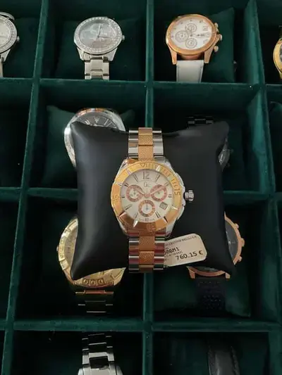 Reloj Guess Collection Cronógrafo bicolor