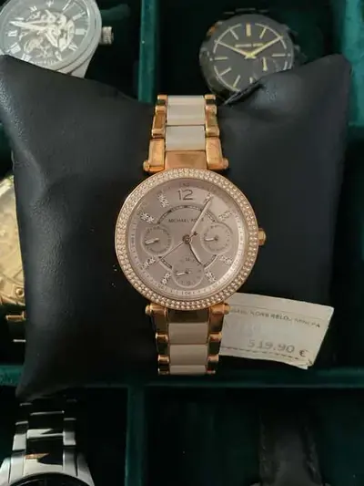 Reloj Michael Kors Oro rosa con cristales