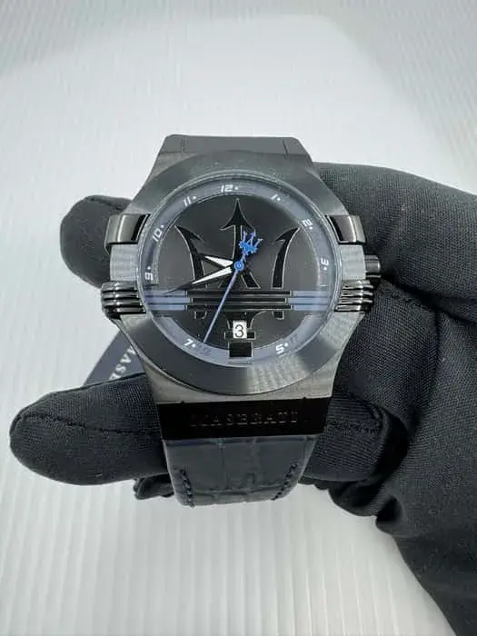 Reloj Maserati Deportivo negro y azul