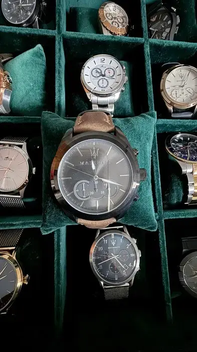 Reloj Maserati Esfera gris con correa marrón