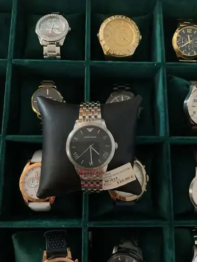 Reloj Emporio Armani Acero y esfera oscura