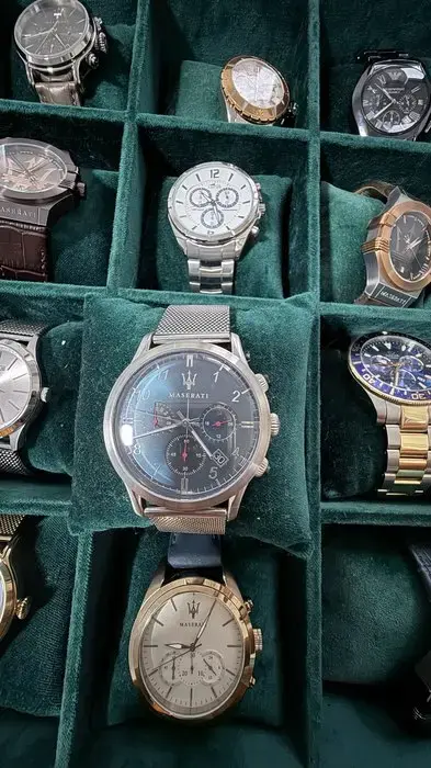Reloj Maserati Esfera azul en malla de acero